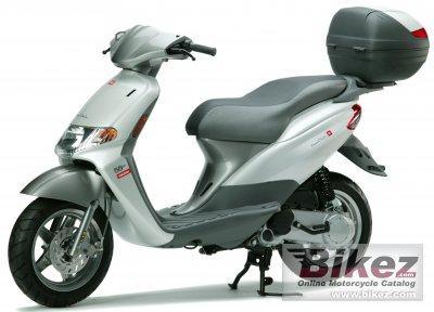 2005 derbi atlantis two chic photo